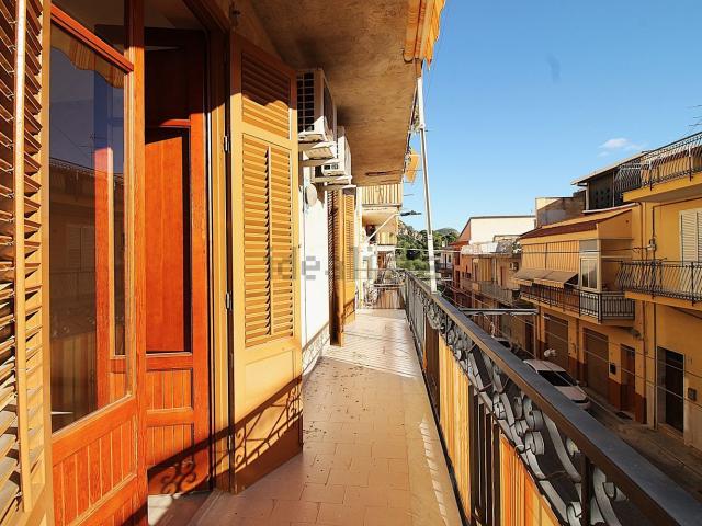 Appartamento in vendita di 115 m² in Via A. Finocchiaro Aprile, 17