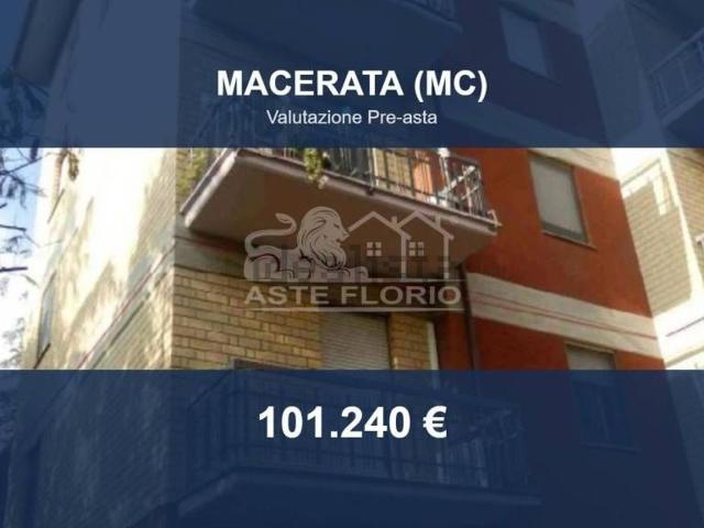 Appartamento in vendita di 115 m² in Via Ancona, 33