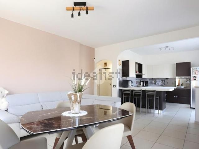Appartamento in vendita di 115 m² in Via Andrea Costa, 7