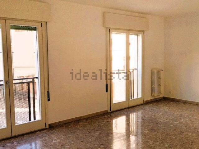 Appartamento in vendita di 115 m² in Via Andrea Costa, 8