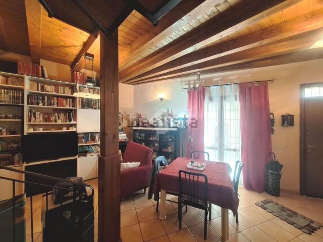 Appartamento in vendita di 115 m² in Via Angiò, 13