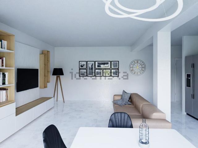 Appartamento in vendita di 115 m² in Via Annibale Clò, 15