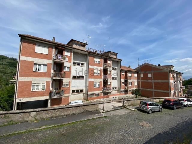 Appartamento in vendita di 115 m² in Via Acqua Santa, 37