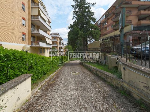 Appartamento in vendita di 115 m² in Via Al Sesto Miglio, 38