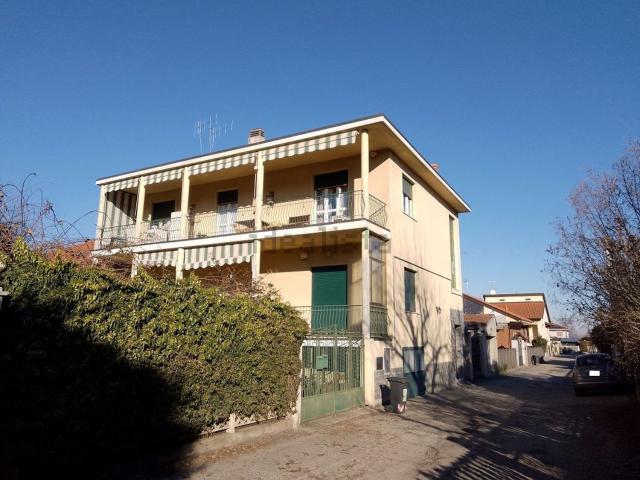 Appartamento in vendita di 115 m² in Via Alcide De Gasperi, 13