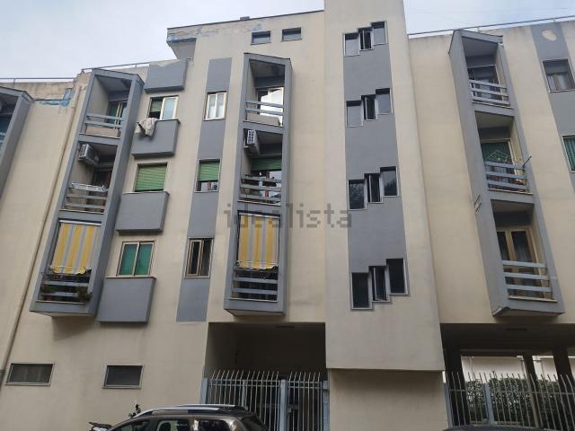 Appartamento in vendita di 115 m² in Via Alcide de Gasperi, 15