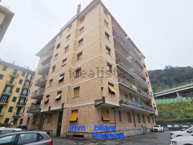 Appartamento in vendita di 115 m² in Via Bolzaneto, 50