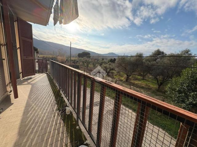 Appartamento in vendita di 115 m² in Via Battifollo, 80