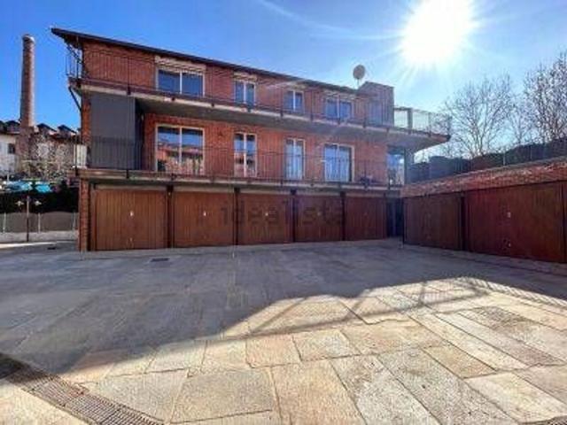 Appartamento in vendita di 115 m² in Via Basse Sant&apos Anna