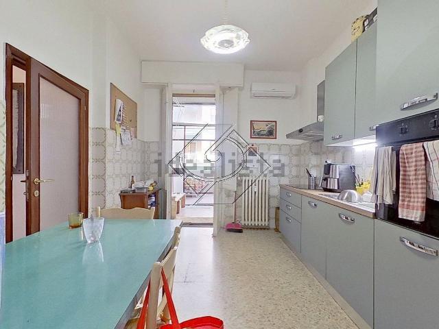 Appartamento in vendita di 115 m² in Via Belgio