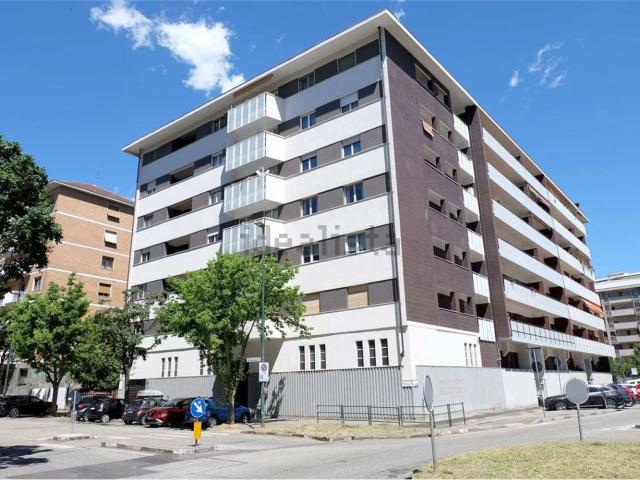 Appartamento in vendita di 115 m² in Via Bernardo de Canal, 62