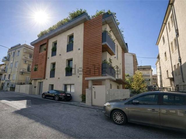 Appartamento in vendita di 115 m² in Via Bruno Galeotti