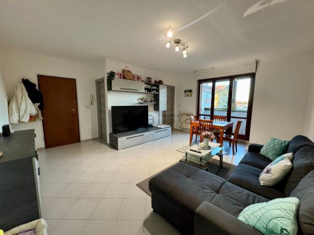 Appartamento in vendita di 115 m² in Via G. Varalda, 4