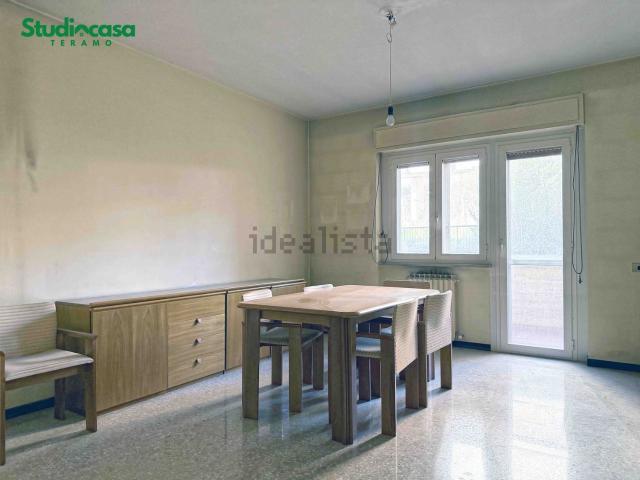 Appartamento in vendita di 115 m² in Via G. Spataro, 4