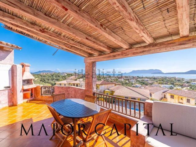 Appartamento in vendita di 115 m² in Via Giuanne Secche, 37