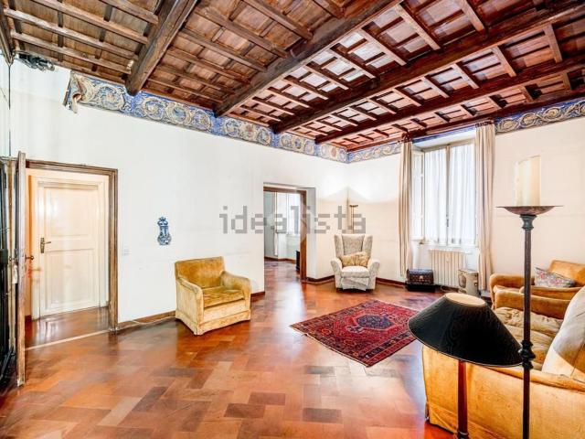Appartamento in vendita di 115 m² in Via Giulia