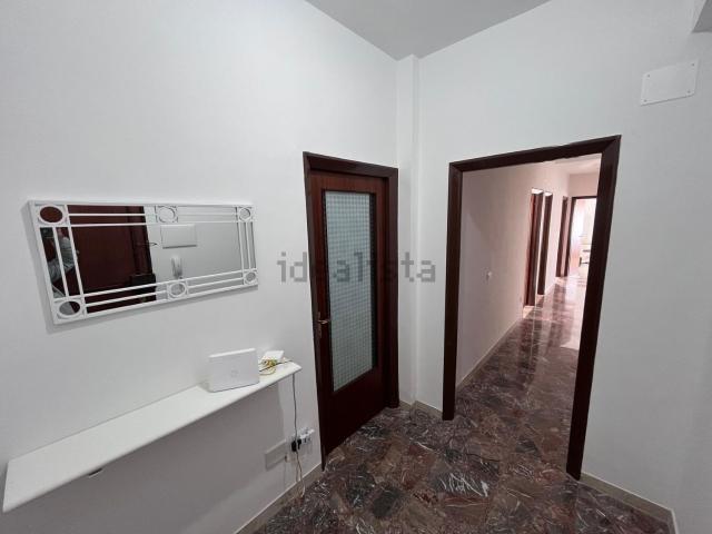 Appartamento in vendita di 115 m² in Via Giuseppe Bottone