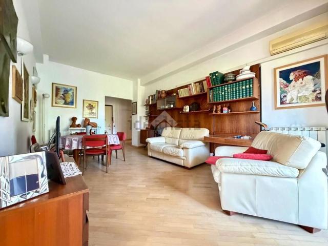 Appartamento in vendita di 115 m² in Via Giuseppe Belluzzo, 26