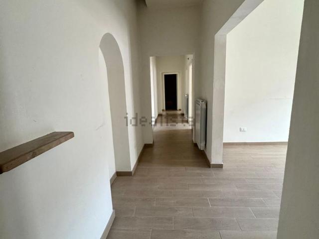 Appartamento in vendita di 115 m² in Via Giuseppe Garibaldi