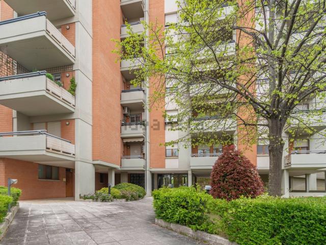 Appartamento in vendita di 115 m² in Via Giuseppe Prezzolini