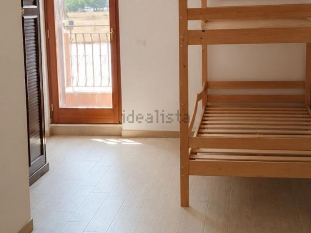 Appartamento in vendita di 115 m² in Via Giuturna, 34
