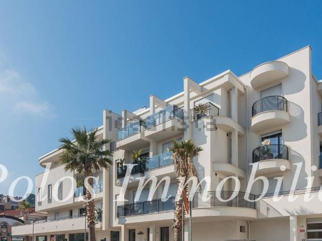 Appartamento in vendita di 115 m² in Via Giacomo Boni, 6