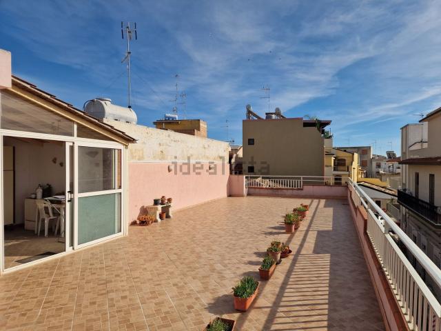Appartamento in vendita di 115 m² in Via Giacomo Leopardi, 6