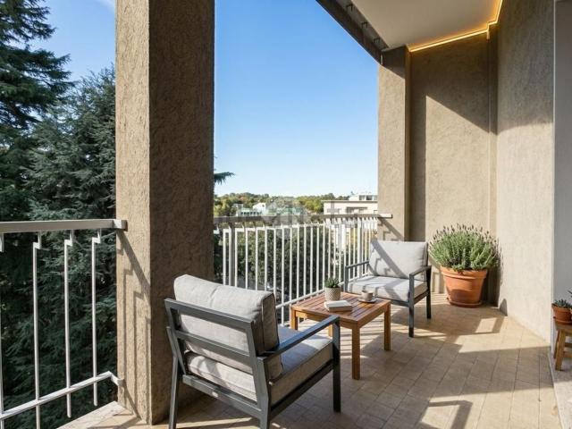 Appartamento in vendita di 115 m² in Via Giacomo Matteotti, 13