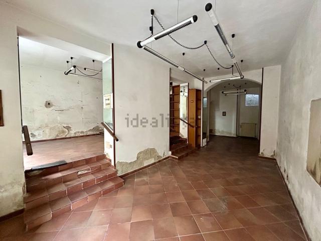 Appartamento in vendita di 115 m² in Via Giacomo Matteotti, 25