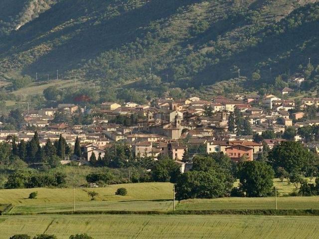 Appartamento in vendita di 115 m² in Via Giacomo Matteotti, 40