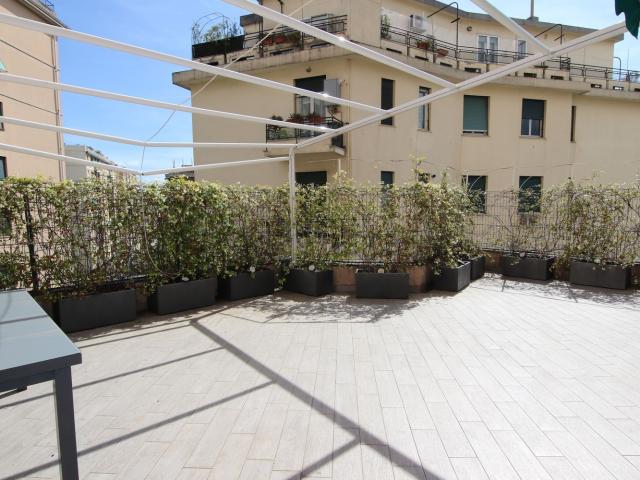 Appartamento in vendita di 115 m² in Via Giovanni Amarena, 4
