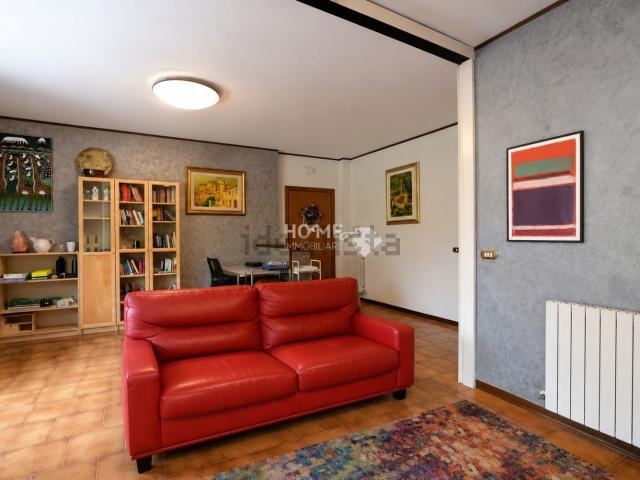 Appartamento in vendita di 115 m² in Via Giovanni Verga