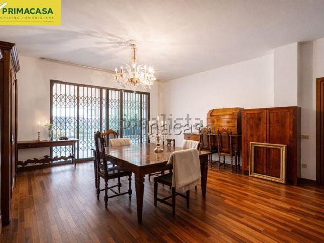 Appartamento in vendita di 115 m² in Via Giovanni XXIIIº