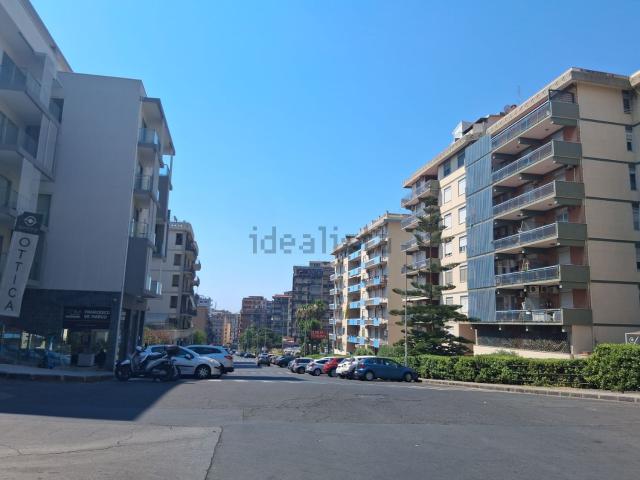 Appartamento in vendita di 115 m² in Via Gustavo Vagliasindi