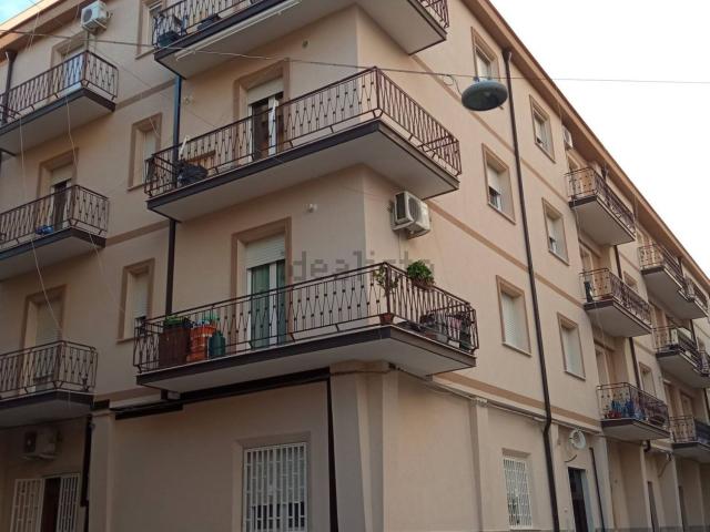 Appartamento in vendita di 115 m² in Via Dolomiti, 18