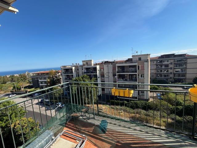 Appartamento in vendita di 115 m² in Via Domenico Sanfilippo, 6