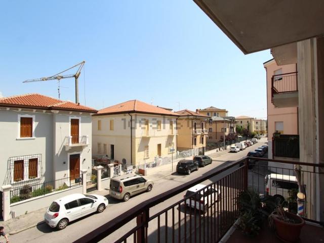 Appartamento in vendita di 115 m² in Via Domizio Calderini, 7