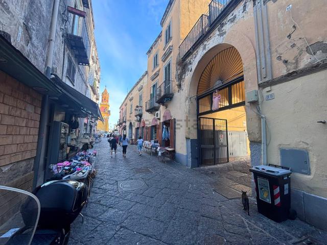 Appartamento in vendita di 115 m² in Via Don Agostino Cozzolino, 39