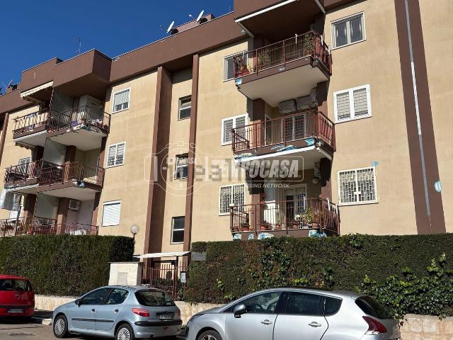 Appartamento in vendita di 115 m² in Via Don Carlo Gnocchi