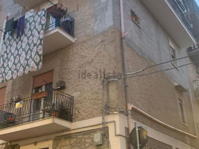 Appartamento in vendita di 115 m² in Via Don Giuseppe Calderone, 12
