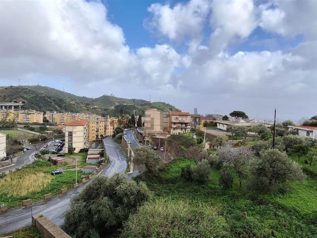 Appartamento in vendita di 115 m² in Via don Lorenzo Milani