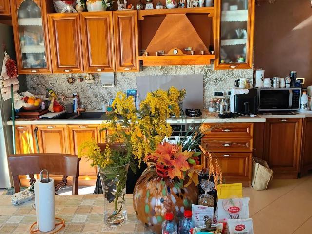 Appartamento in vendita di 115 m² in Via Dante Alighieri, 34