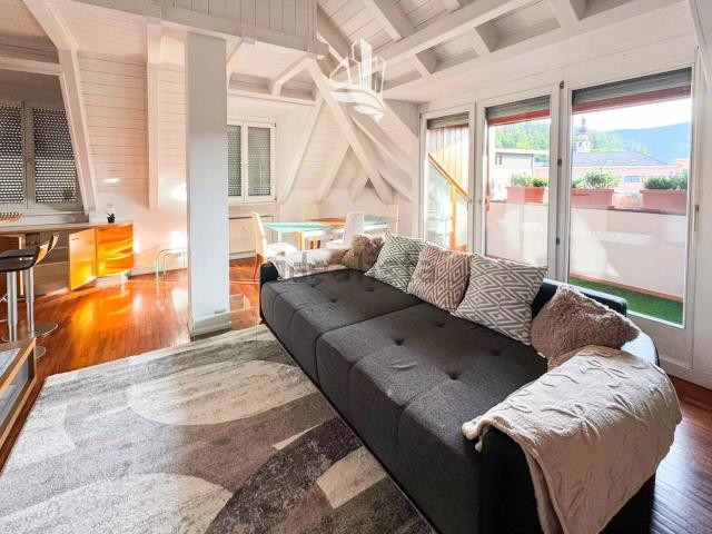 Appartamento in vendita di 115 m² in Via degli Alpini