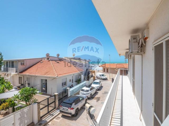 Appartamento in vendita di 115 m² in Via del Noce, 1