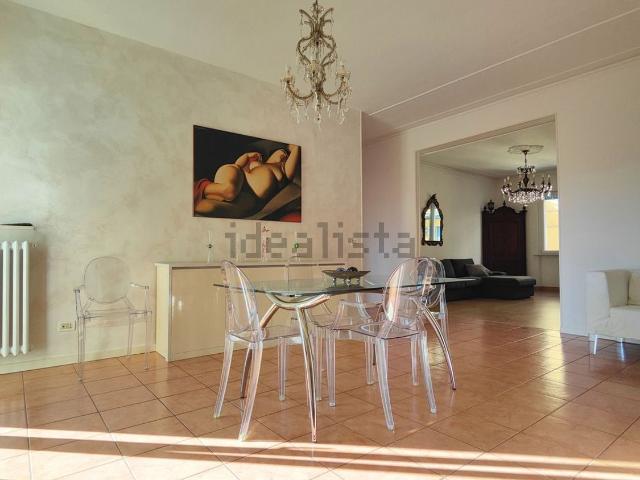 Appartamento in vendita di 115 m² in Via del Castello, 70