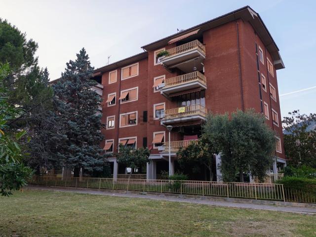 Appartamento in vendita di 115 m² in Via del Capriolo
