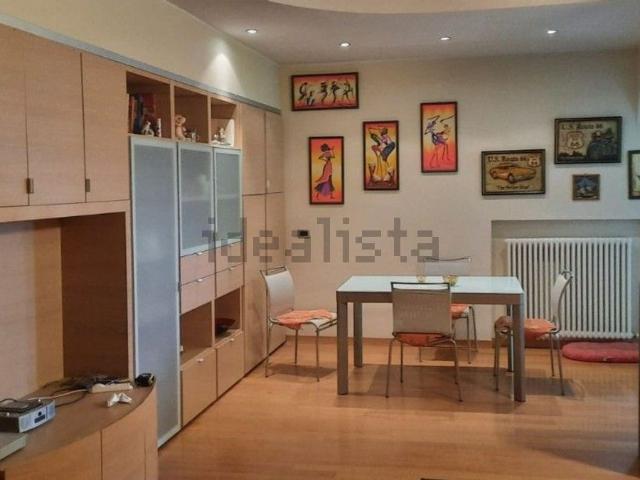 Appartamento in vendita di 115 m² in Via del Pereto
