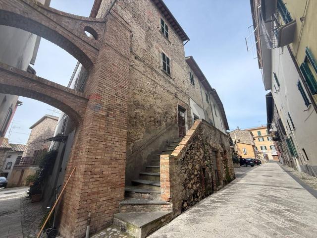 Appartamento in vendita di 115 m² in Via del Poggetto, 7