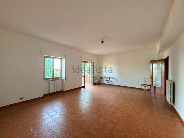 Appartamento in vendita di 115 m² in Via della Martuccia