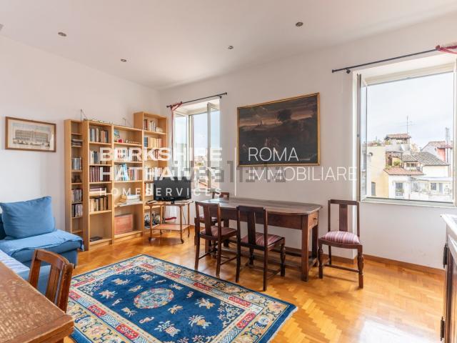 Appartamento in vendita di 115 m² in Via della Scala